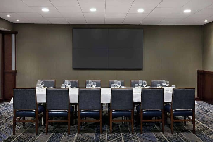 Dining 50 of 109