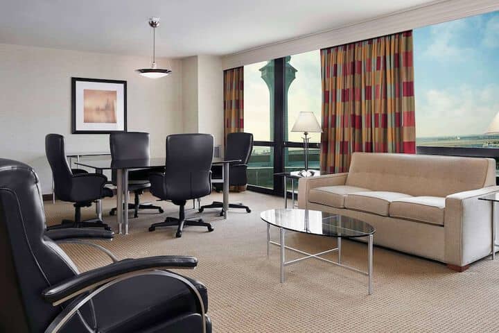 Room 26 of 109